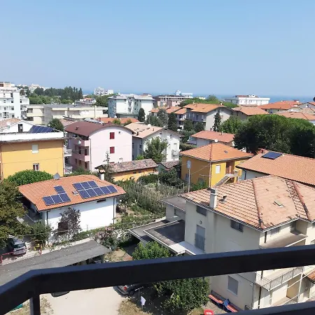 Conti Hotel 3*