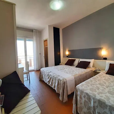 Hotel Conti 3*