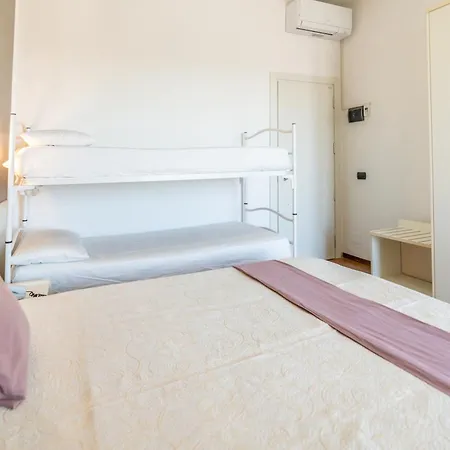 Hotel Conti 3*